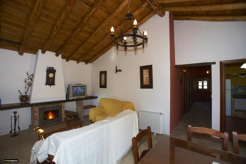 Hotel Enrique Calvillo Ел Боске Стая снимка