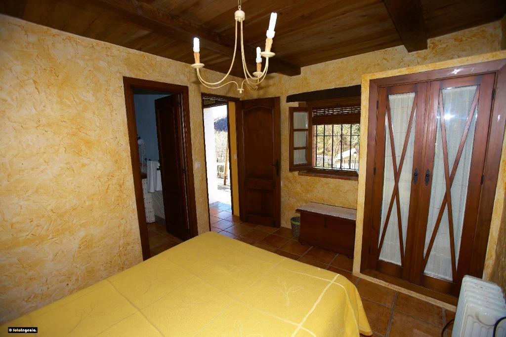 Hotel Enrique Calvillo Ел Боске Стая снимка